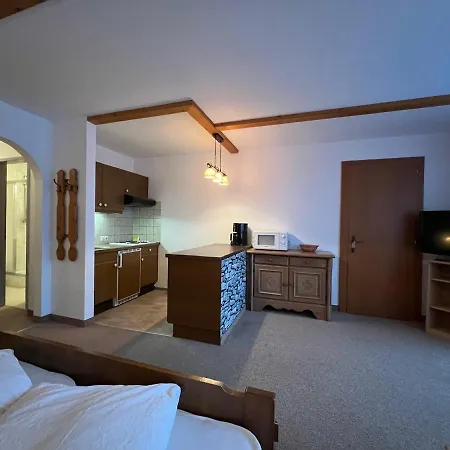 Gaestehaus Tauscher Am * هالدينسي