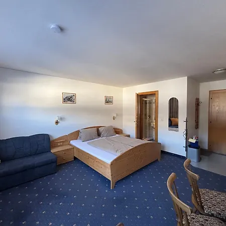 بيت ضيافة Gaestehaus Tauscher Am
